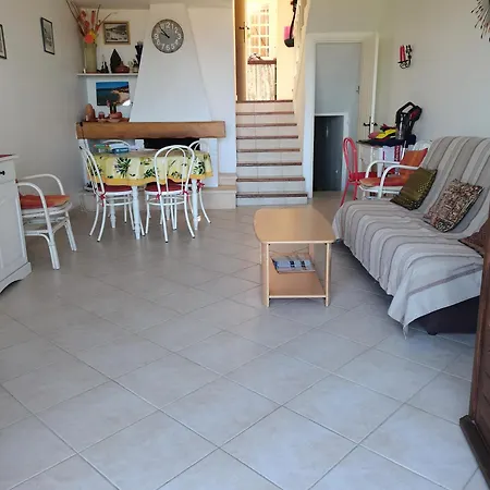 Mitoyenne, 100m Des Plages - 3 Chambres- Сагон
