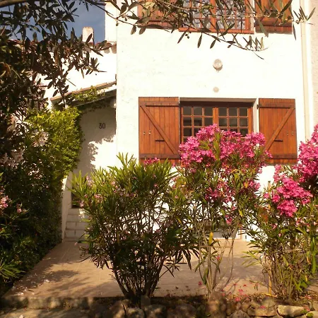 Mitoyenne, 100m Des Plages - 3 Chambres- Σπίτι διακοπών